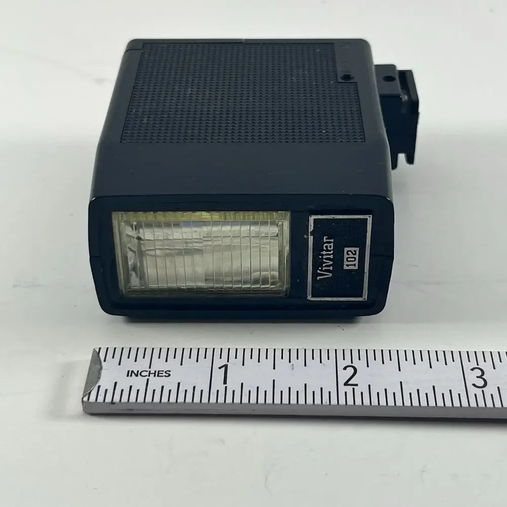 Vivitar 102 Camera Flash Vintage Electronic Hot Shoe 35mm